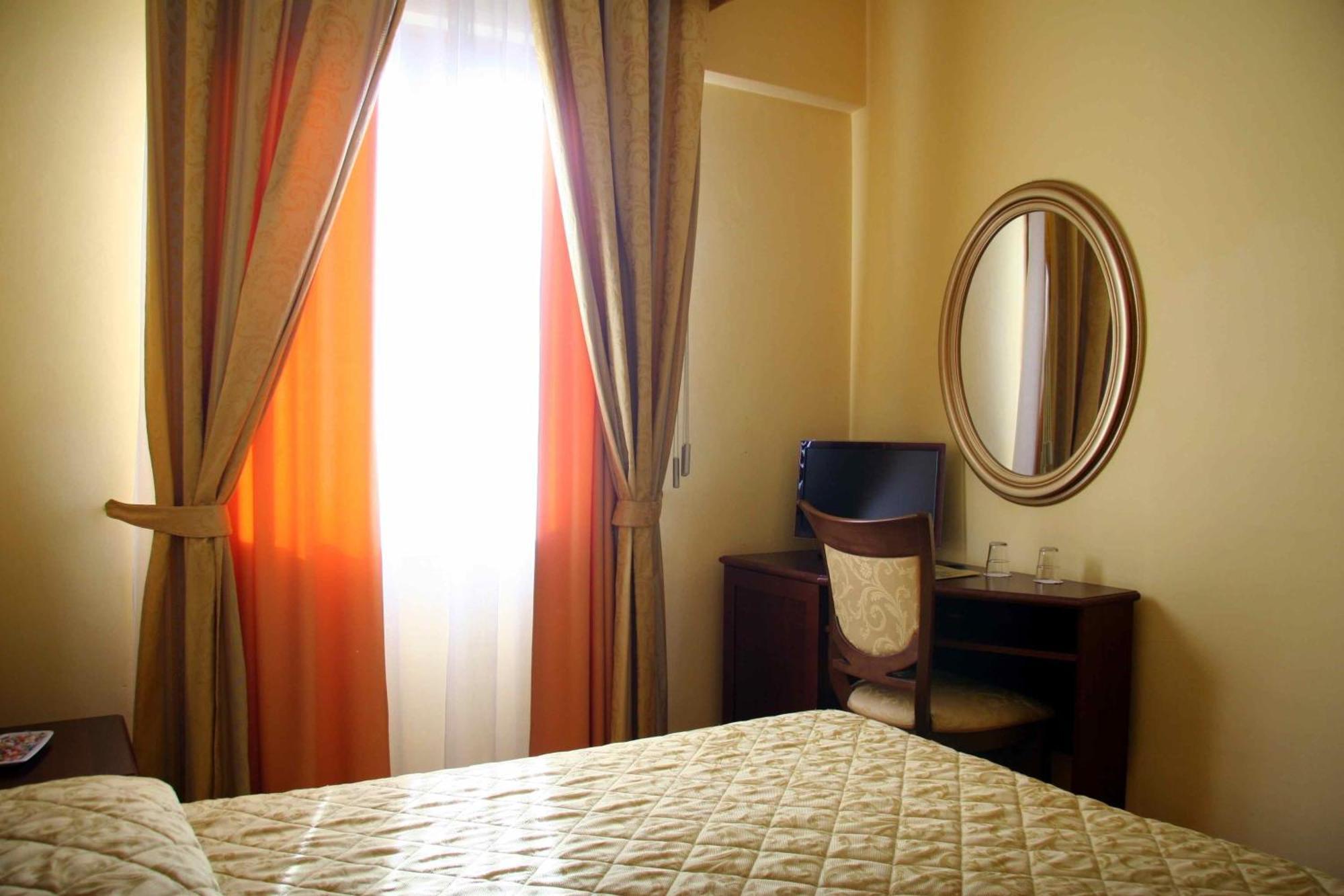 Grand Hotel Italia Orvieto Buitenkant foto